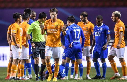 最新足坛爆料新闻视频,揭秘球星转会内幕与赛场风云