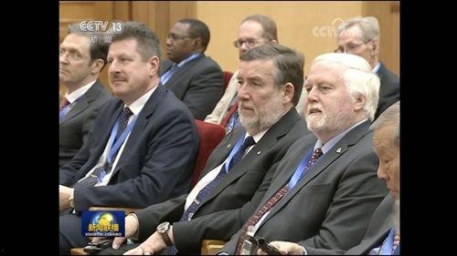 博士最新爆料新闻报道视频